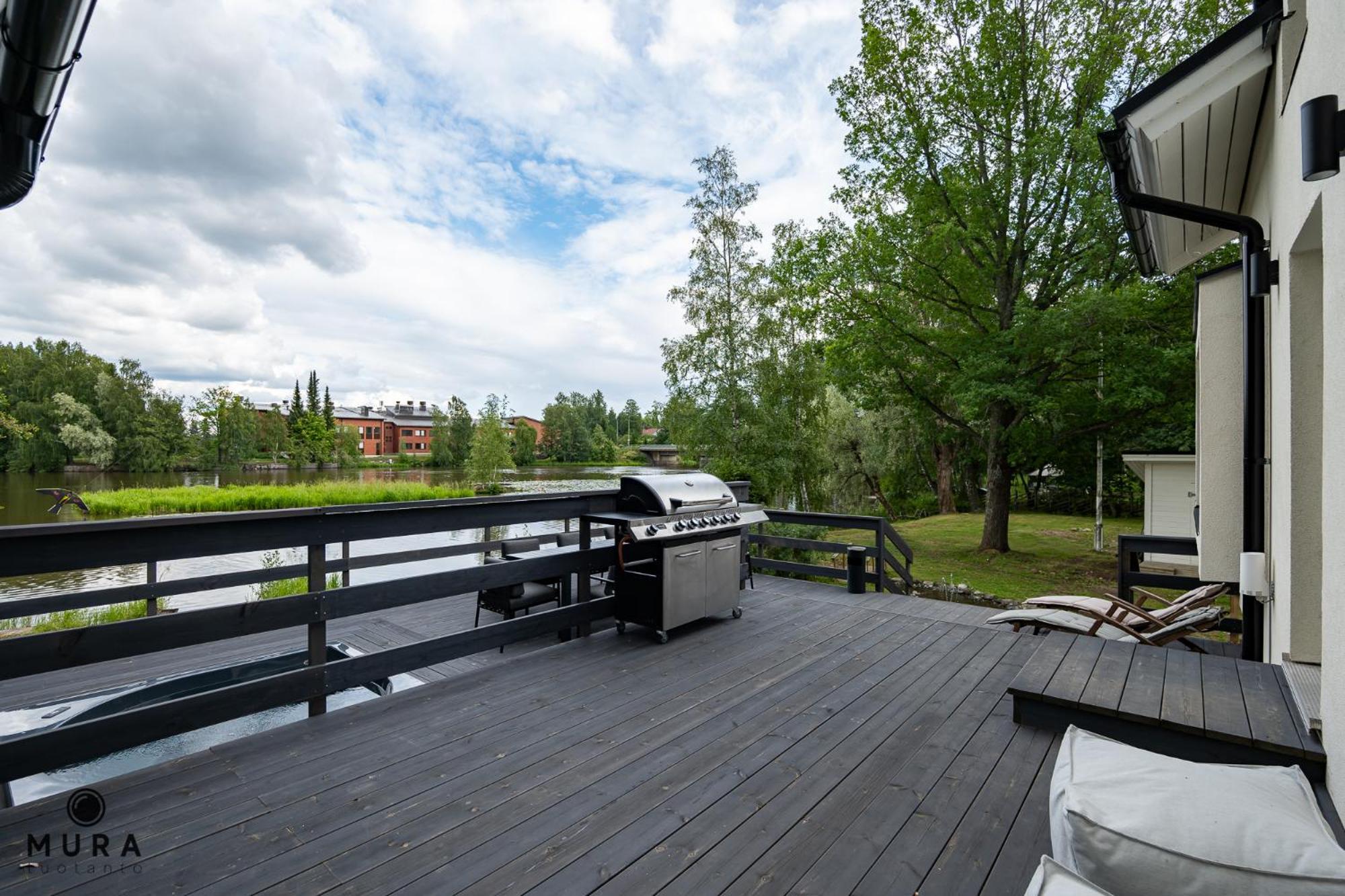 Villa Gaia - Luxury With Jacuzzi And Close To Trainstation 10 Minutes From Tampere City! 1,5 To Helsinki